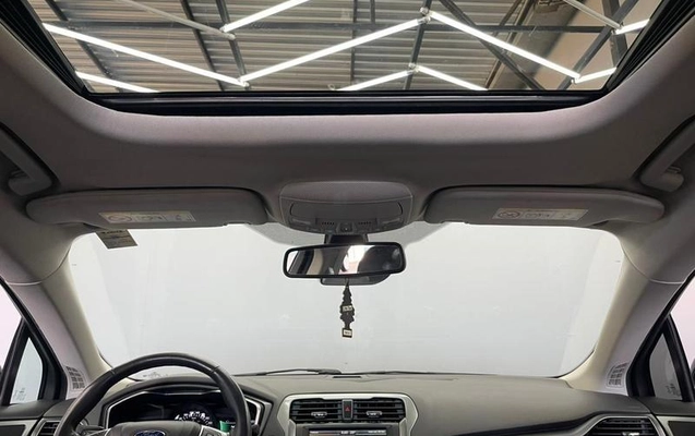 imagem-https://www.socarrao.com.br/sc-vehicle-images-prod/1016073/1788371316905-8008099_7_B_742403e129.jpeg