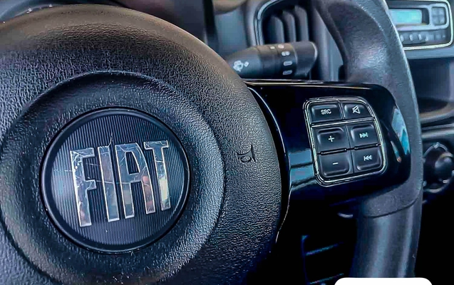 imagem-https://www.socarrao.com.br/sc-vehicle-images-prod/1016502/1776604222504-a3a871e4-0eb4-4ed9-9fae-0a23bb334573.jpg