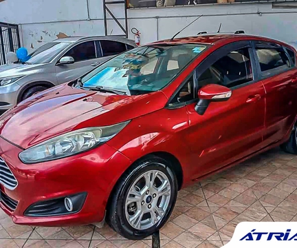 Ford Fiesta 2017 Vermelho — foto 1 de 3