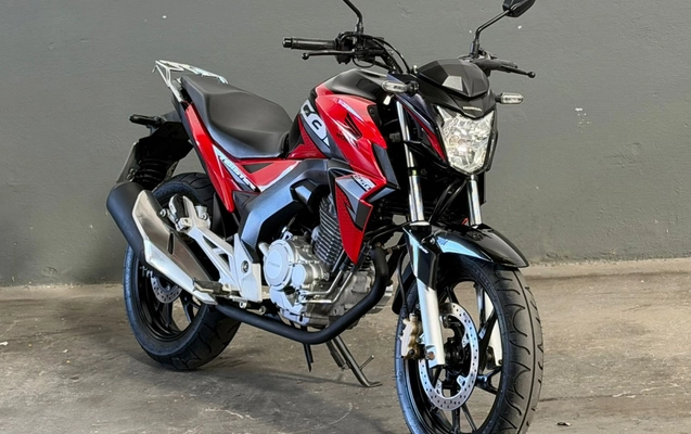 imagem-https://www.socarrao.com.br/sc-vehicle-images-prod/1017582/1776692197338-3WUszSC6dPXeNPp958CCujT0R1ZQhSjG.jpg