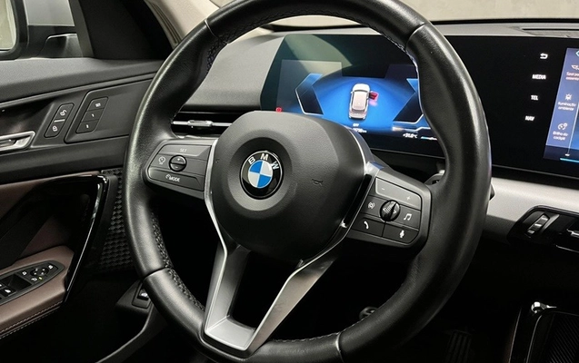 imagem-https://www.socarrao.com.br/sc-vehicle-images-prod/1017628/1786712774303-2430dfc4-93d2-4f81-a467-d19ab0de1d2d.jpg