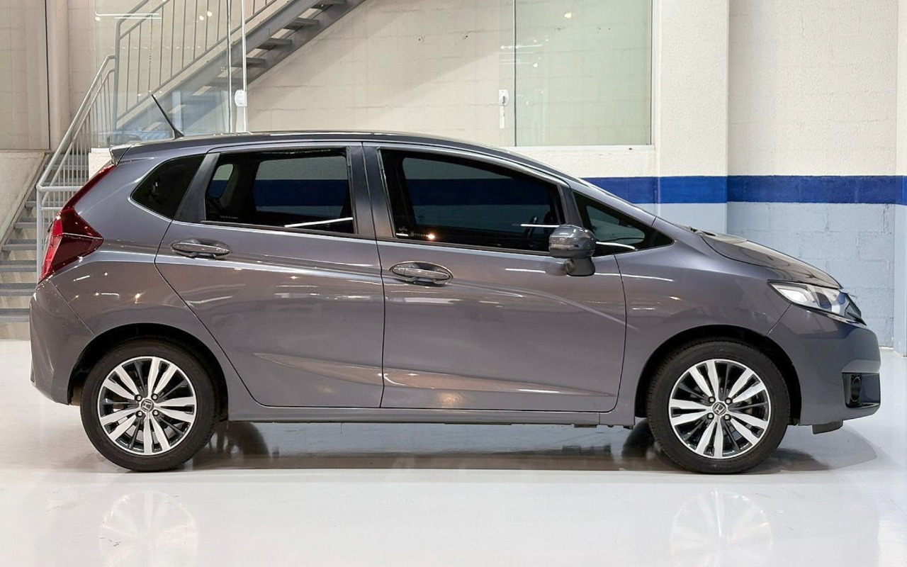 imagem-https://www.socarrao.com.br/sc-vehicle-images-prod/1017629/1776694017995-SE9OREEgRklUIEVYIEFUIC0gMjAxNyAtIENJTlpBIC0gQkJIOTE4NSAoNykuanBn.jpg