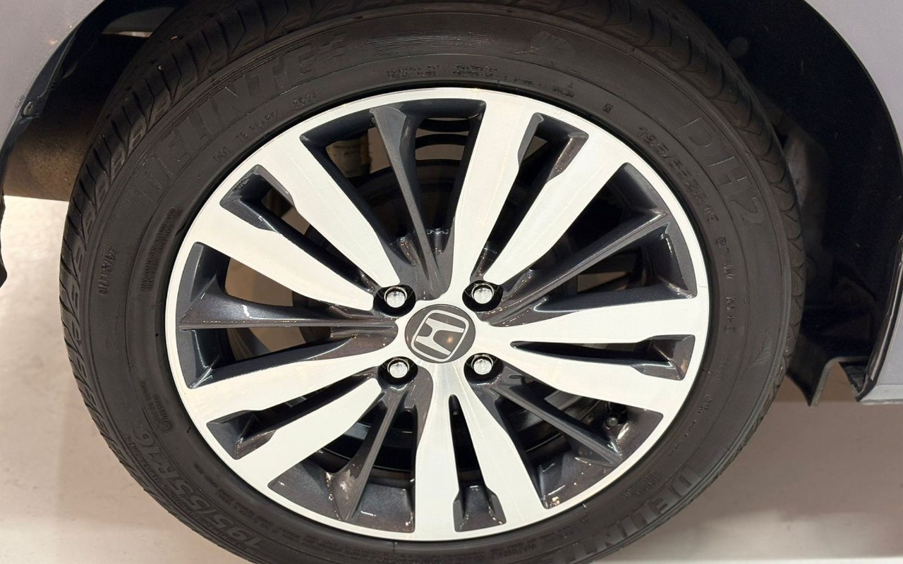 imagem-https://www.socarrao.com.br/sc-vehicle-images-prod/1017629/1776694018841-SE9OREEgRklUIEVYIEFUIC0gMjAxNyAtIENJTlpBIC0gQkJIOTE4NSAoMTMpLmpwZw.jpg
