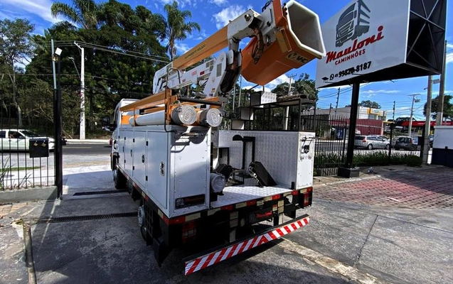 imagem-https://www.socarrao.com.br/sc-vehicle-images-prod/1018116/1785428274280-7285680_7_B_e4b7a63378.jpeg