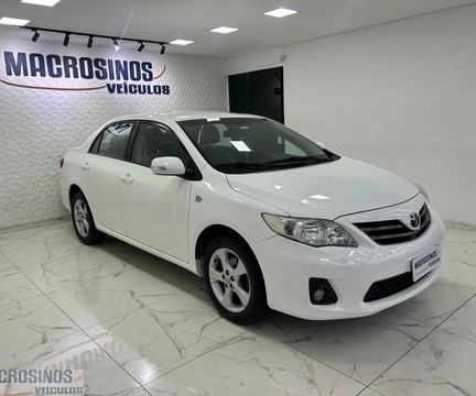 Toyota Corolla 2013 Branco — foto 1 de 3