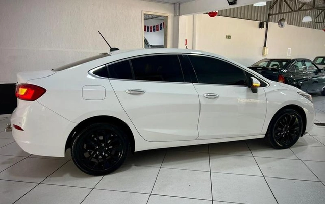 imagem-https://www.socarrao.com.br/sc-vehicle-images-prod/1018505/1788467869549-8010510_3_B_4d9daf633d.jpeg