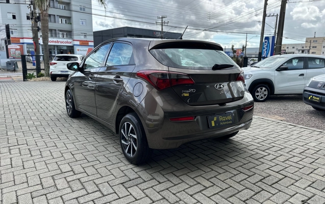 imagem-https://www.socarrao.com.br/sc-vehicle-images-prod/1018659/1788178670490-003_f6cbecb5ee83cd640a45582b63dbe6e7.jpeg