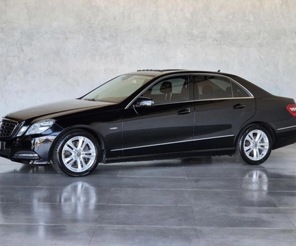 Mercedes-Benz E-250 2011 Preto — foto 1 de 3