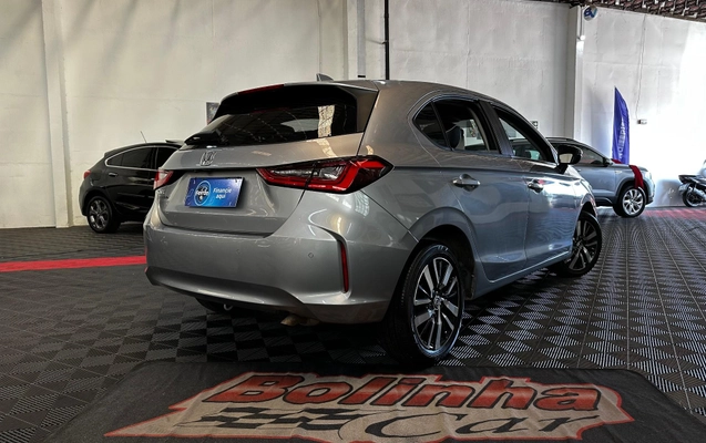 imagem-https://www.socarrao.com.br/sc-vehicle-images-prod/1018760/1784580274474-eb065763e8034ed28a15ecc2b32a89ab_1776709838415.jpg