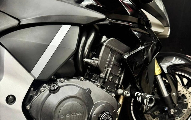 imagem-https://www.socarrao.com.br/sc-vehicle-images-prod/1018823/1782329090578-74032b2984234609b3665cc4045ea4ea_1772473969854.jpeg
