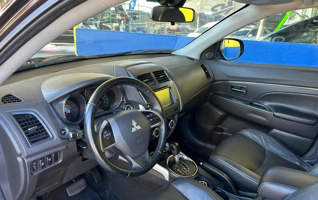 imagem-https://www.socarrao.com.br/sc-vehicle-images-prod/1018841/1789815567362-c68f84ad31794c8cad2089e8bba40d8e_1776711589204.jpeg