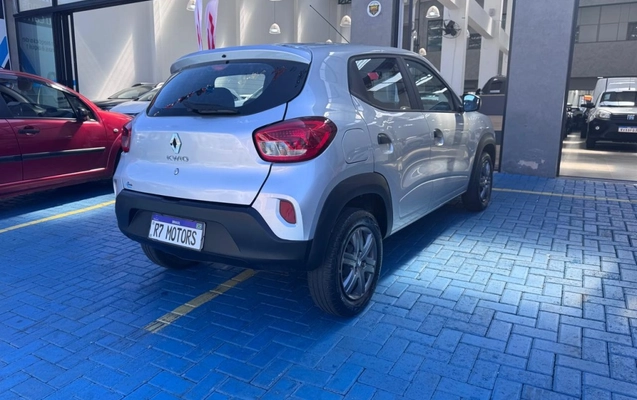 imagem-https://www.socarrao.com.br/sc-vehicle-images-prod/1019105/1776715057679-1_045533.jpg