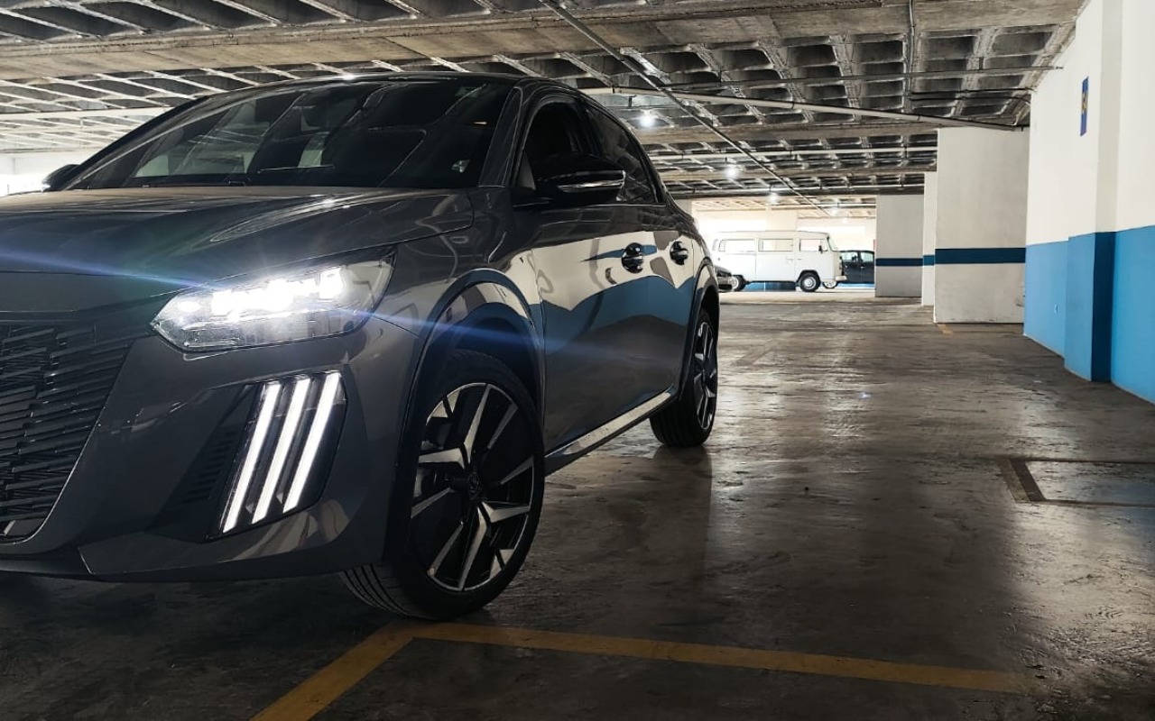 imagem-https://www.socarrao.com.br/sc-vehicle-images-prod/1019120/1787670160903-V2hhdHNBcHAgSW1hZ2UgMjAyNi0wOC0yNSBhdCAxMS41OC4xMSAoMikuanBlZw.jpeg