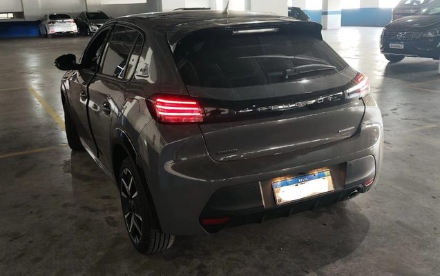 imagem-https://www.socarrao.com.br/sc-vehicle-images-prod/1019120/1787670161450-V2hhdHNBcHAgSW1hZ2UgMjAyNi0wOC0yNSBhdCAxMS41OC4xMCAoMikuanBlZw.jpeg