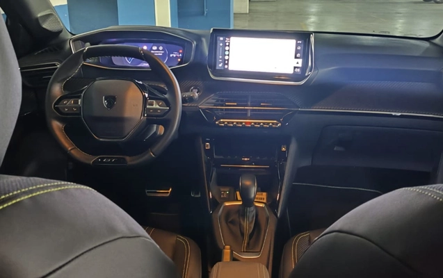 imagem-https://www.socarrao.com.br/sc-vehicle-images-prod/1019120/1787670161709-V2hhdHNBcHAgSW1hZ2UgMjAyNi0wOC0yNSBhdCAxMS41OC4xMCAoMSkuanBlZw.jpeg