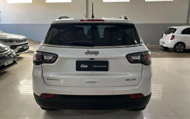 imagem-https://www.socarrao.com.br/sc-vehicle-images-prod/1019287/1786467389680-7991813_2_B_196bad8d15.jpeg
