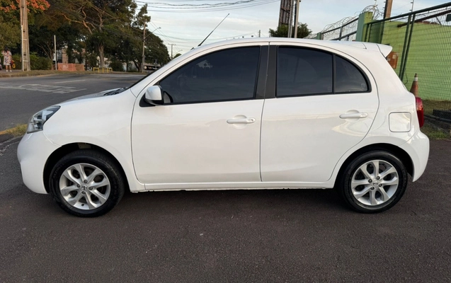 imagem-https://www.socarrao.com.br/sc-vehicle-images-prod/1019412/1776720271881-My5qcGVn.jpeg