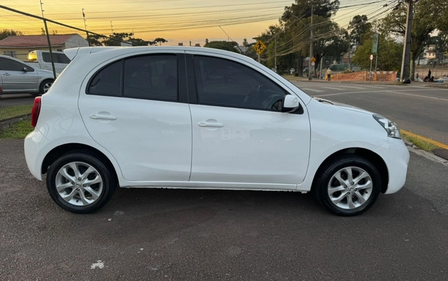 imagem-https://www.socarrao.com.br/sc-vehicle-images-prod/1019412/1776720272087-Ni5qcGVn.jpeg