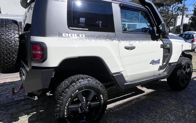 imagem-https://www.socarrao.com.br/sc-vehicle-images-prod/1019503/1776740810613-SU1HXzc1NjkuanBlZw.jpeg