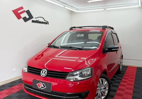 Volkswagen Fox 2011 Vermelho — foto 1 de 3