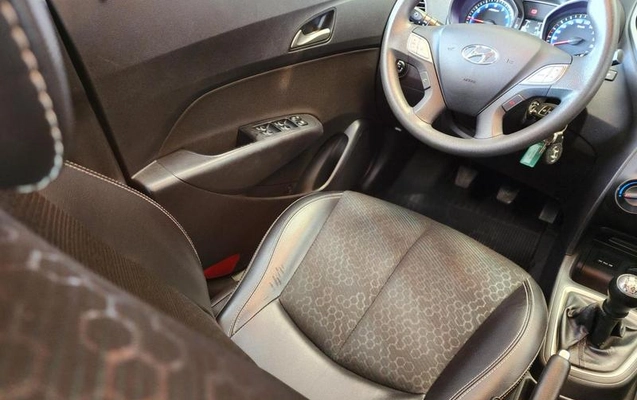 imagem-https://www.socarrao.com.br/sc-vehicle-images-prod/1020078/1786037854436-8012119_15_B_ca51a9d051.jpeg