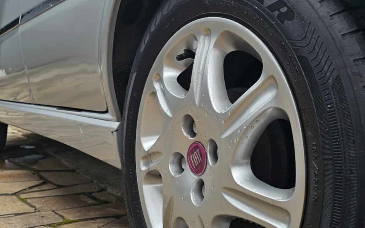 imagem-https://www.socarrao.com.br/sc-vehicle-images-prod/1020301/1776792221284-ODY3NTNlOGEtNjE2ZC00YmQyLTlhNjgtZmRiMzgyZjBjNGUxLmpwZw.jpg