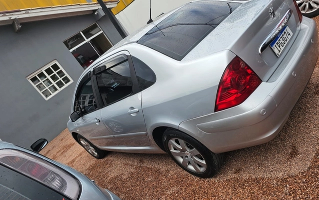 imagem-https://www.socarrao.com.br/sc-vehicle-images-prod/1020336/1776793044912-NjgyNzU4NzgtZTYyNi00MDgzLWIzNjUtMjlkMWQ5YjM5NWNmLmpwZw.jpg