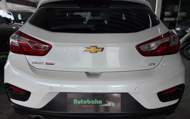 imagem-https://www.socarrao.com.br/sc-vehicle-images-prod/1020346/1776793397372-cc0d342e-b79a-4498-b67e-cb9a48eb29a2.jpg