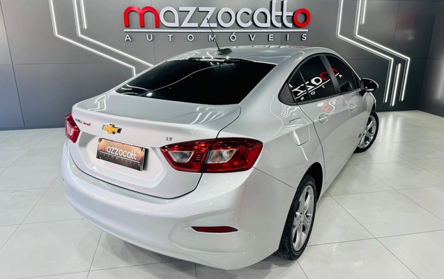 imagem-https://www.socarrao.com.br/sc-vehicle-images-prod/1021261/1783444561653-003_a0f1279050e7fde1c377a53c62a2fa0c.jpeg