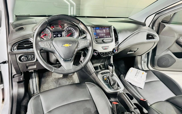 imagem-https://www.socarrao.com.br/sc-vehicle-images-prod/1021261/1783444561661-003_6ce0aafcfc820d632533529f6933ff35.jpeg