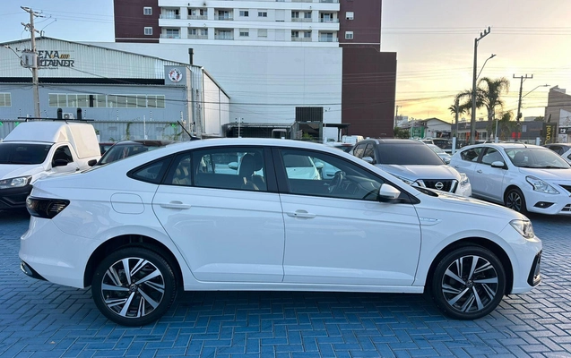 imagem-https://www.socarrao.com.br/sc-vehicle-images-prod/1021310/1788898234579-c41f5b27a815428eb879b9ff5a5afba3_1776192265456.jpg