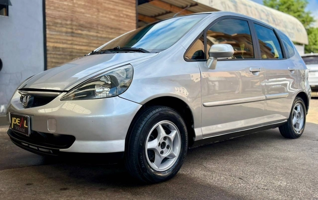 imagem-https://www.socarrao.com.br/sc-vehicle-images-prod/1021332/1776863507272-246b605fa7004d0c858759e041d48615_1776863353122.jpeg