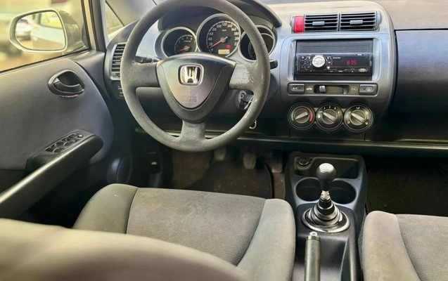 imagem-https://www.socarrao.com.br/sc-vehicle-images-prod/1021332/1776863507280-d884e5264b0241efbfa03cd6a8bbe955_1776863362998.jpeg