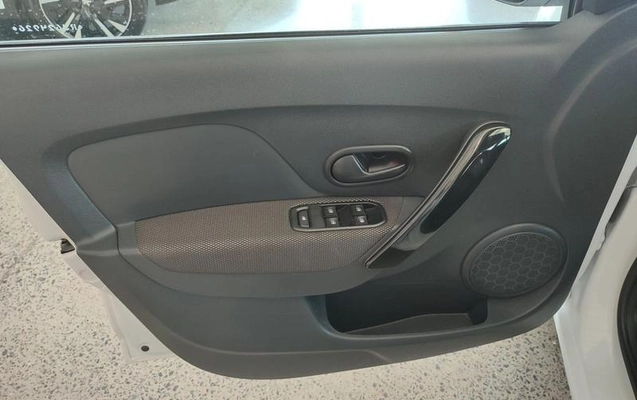 imagem-https://www.socarrao.com.br/sc-vehicle-images-prod/1021500/1791373384301-8014058_5_B_a7163de72b.jpeg