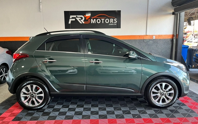 imagem-https://www.socarrao.com.br/sc-vehicle-images-prod/1021777/1776881397043-V2hhdHNBcHAgSW1hZ2UgMjAyNi0wNC0xNyBhdCAxNy4zNC4wMCAoMSkuanBlZw.jpeg