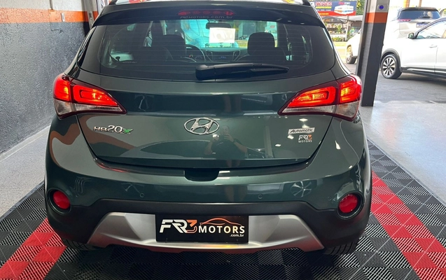 imagem-https://www.socarrao.com.br/sc-vehicle-images-prod/1021777/1776881397295-V2hhdHNBcHAgSW1hZ2UgMjAyNi0wNC0xNyBhdCAxNy4zMy41My5qcGVn.jpeg