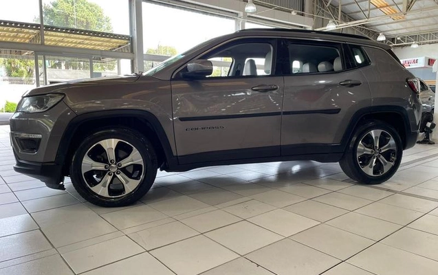 imagem-https://www.socarrao.com.br/sc-vehicle-images-prod/1021827/1787663034720-8010762_1_B_3feaa5a9dc.jpeg