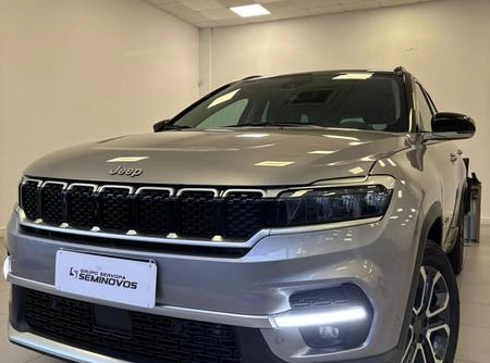 Jeep Commander 2025 Cinza — foto 1 de 3