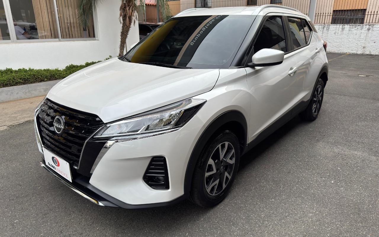 Nissan KICKS Sense 1.6 16V Flex Aut. na cor Branco em Curitiba / PR - 1022264
