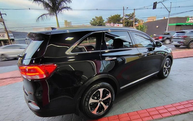 imagem-https://www.socarrao.com.br/sc-vehicle-images-prod/1022382/1786113852278-8014669_11_B_c1bdfc0987.jpeg