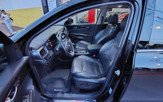 imagem-https://www.socarrao.com.br/sc-vehicle-images-prod/1022382/1786113852287-8014669_2_B_2d6a6b5e63.jpeg