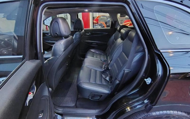 imagem-https://www.socarrao.com.br/sc-vehicle-images-prod/1022382/1786113852289-8014669_2_B_5a5078948d.jpeg