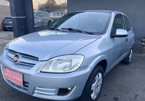 Chevrolet Celta 2009 Prata — foto 1 de 3