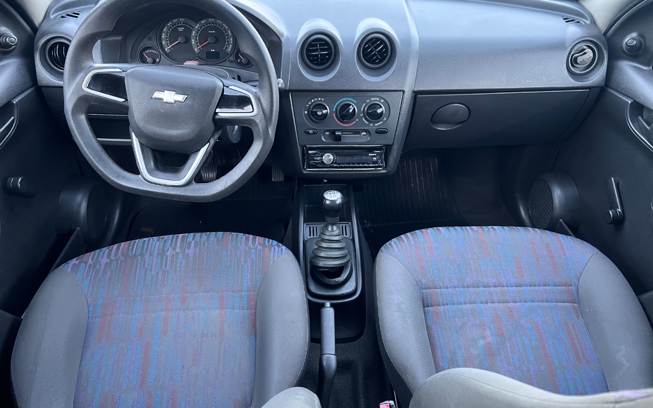 imagem-https://www.socarrao.com.br/sc-vehicle-images-prod/1022457/1777599897831-SU1HXzk5NjkuanBlZw.jpeg