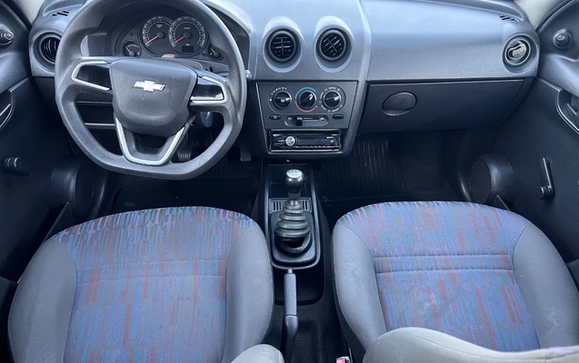 imagem-https://www.socarrao.com.br/sc-vehicle-images-prod/1022457/1777599897831-SU1HXzk5NjkuanBlZw.jpeg