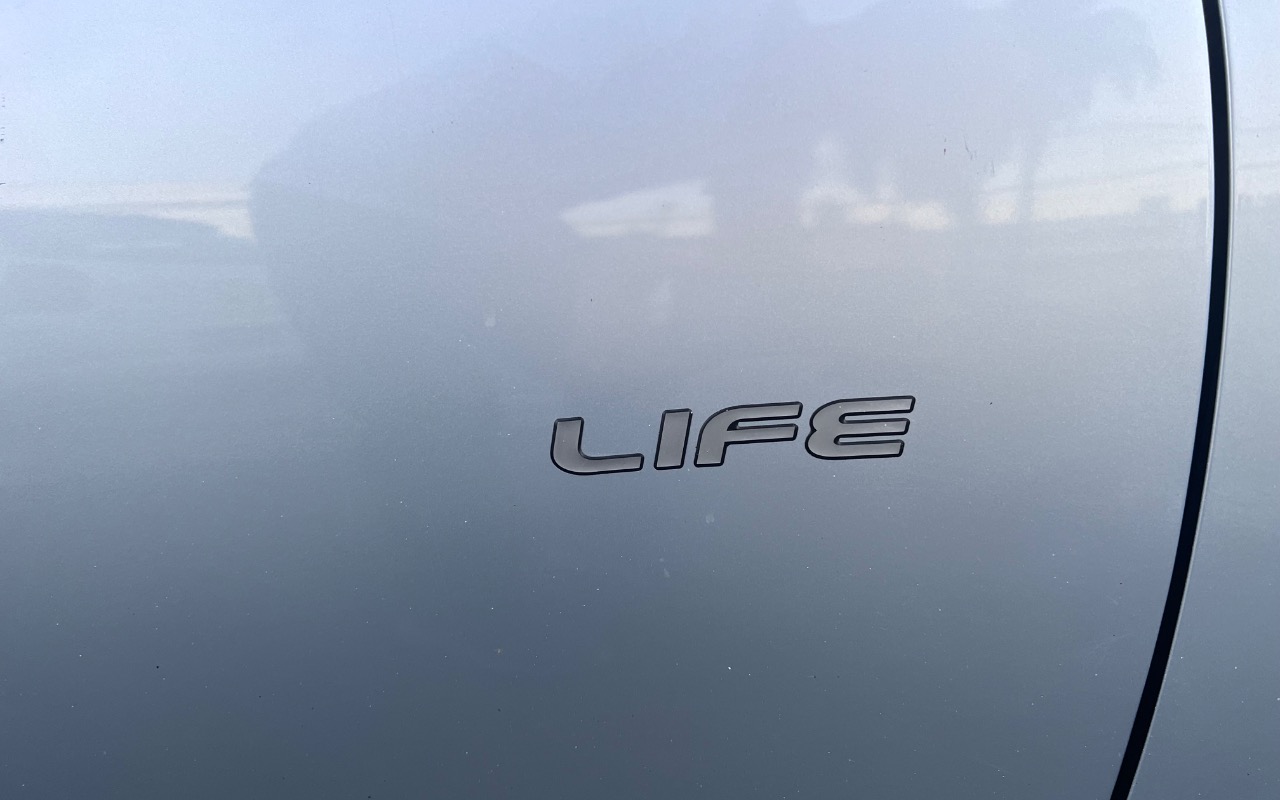 imagem-https://www.socarrao.com.br/sc-vehicle-images-prod/1022457/1777599898092-SU1HXzk5NzMuanBlZw.jpeg