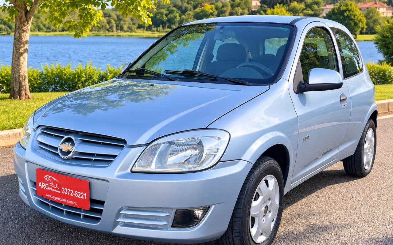 Chevrolet Celta 2009 Prata — foto 1 de 3