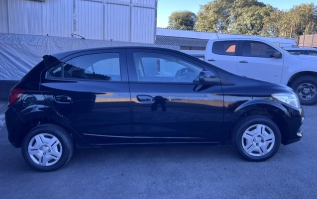 imagem-https://www.socarrao.com.br/sc-vehicle-images-prod/1022497/1778683299642-ODMxYWZkMzQtMzRiZS00YjdiLTk5YWMtZjU2NmQyZDE4NWRlLmpwZw.jpg