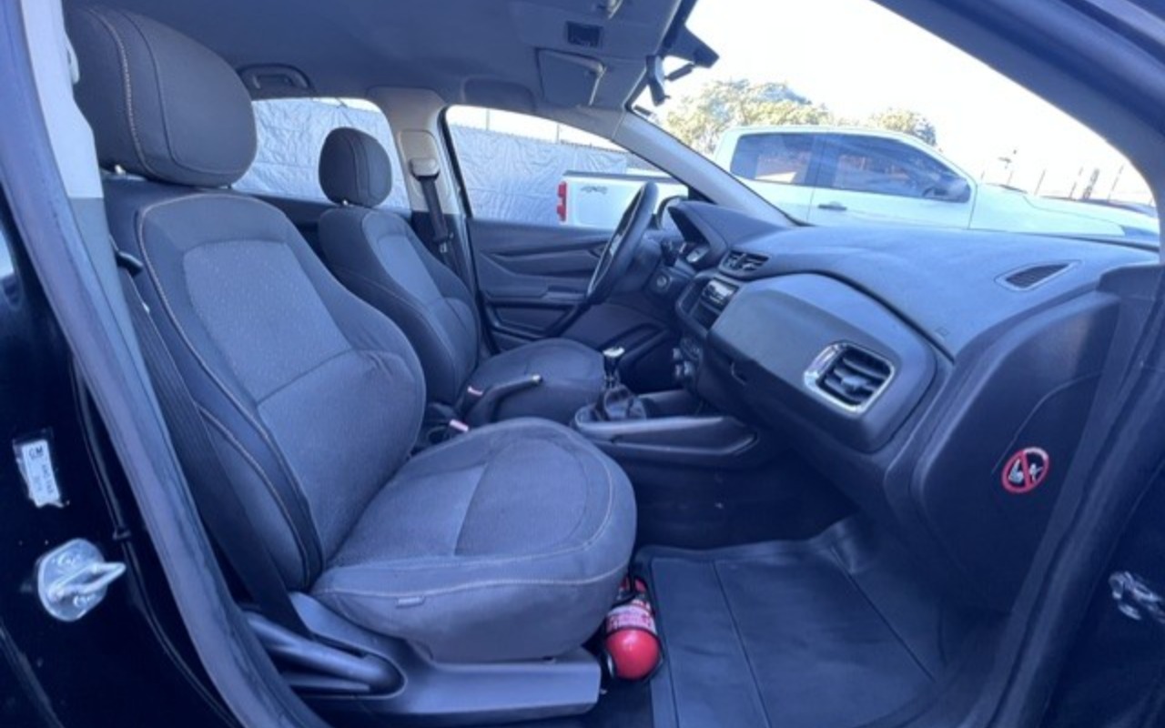imagem-https://www.socarrao.com.br/sc-vehicle-images-prod/1022497/1778683300094-NzRiYjAwODQtZWNmNy00ZjJhLWFjMGYtMTQzMWEyMjJkZDNmLmpwZw.jpg