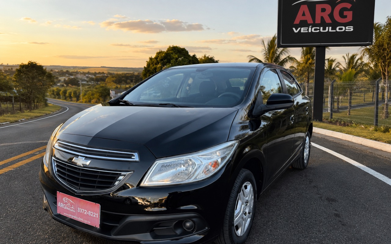 Chevrolet Onix 2014 Preto — foto 1 de 3